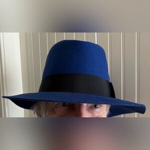 Vintage 80’s Norma Kamali for Stetson Blue Felt Fedora Hat  black trim ribbon
